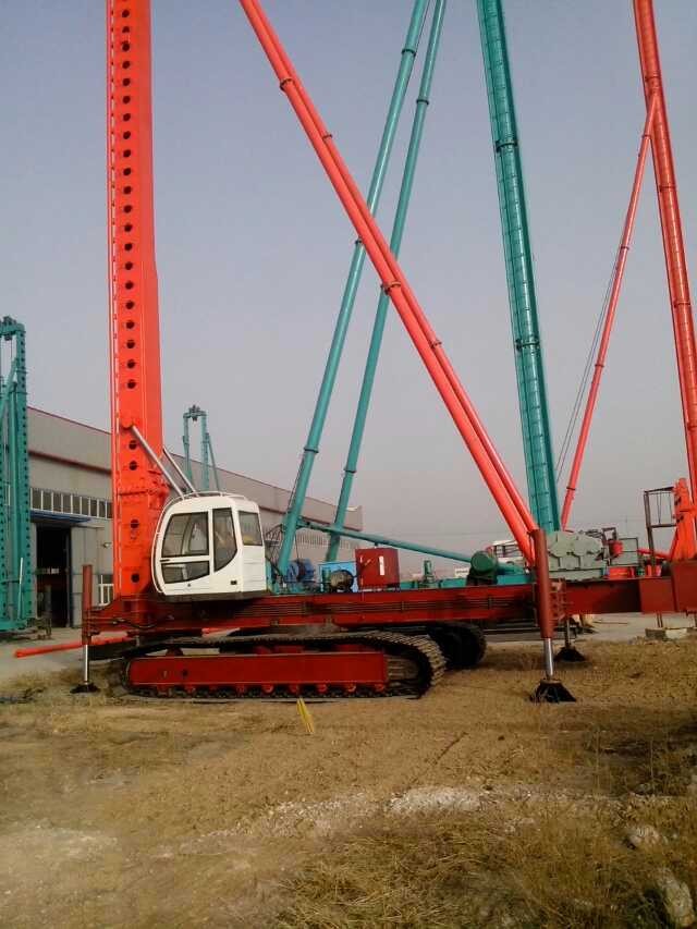 23米履帶鑽機